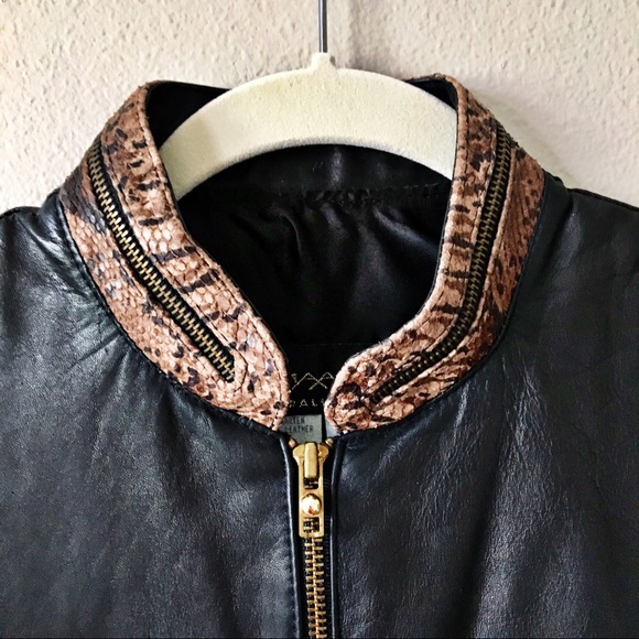 VINTAGE {St. Maarten Dallas} Black Leather Vest Small - Picture 3 of 6